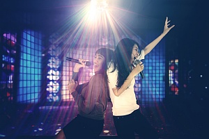 asian women doing fun karaoke spots in northern va
